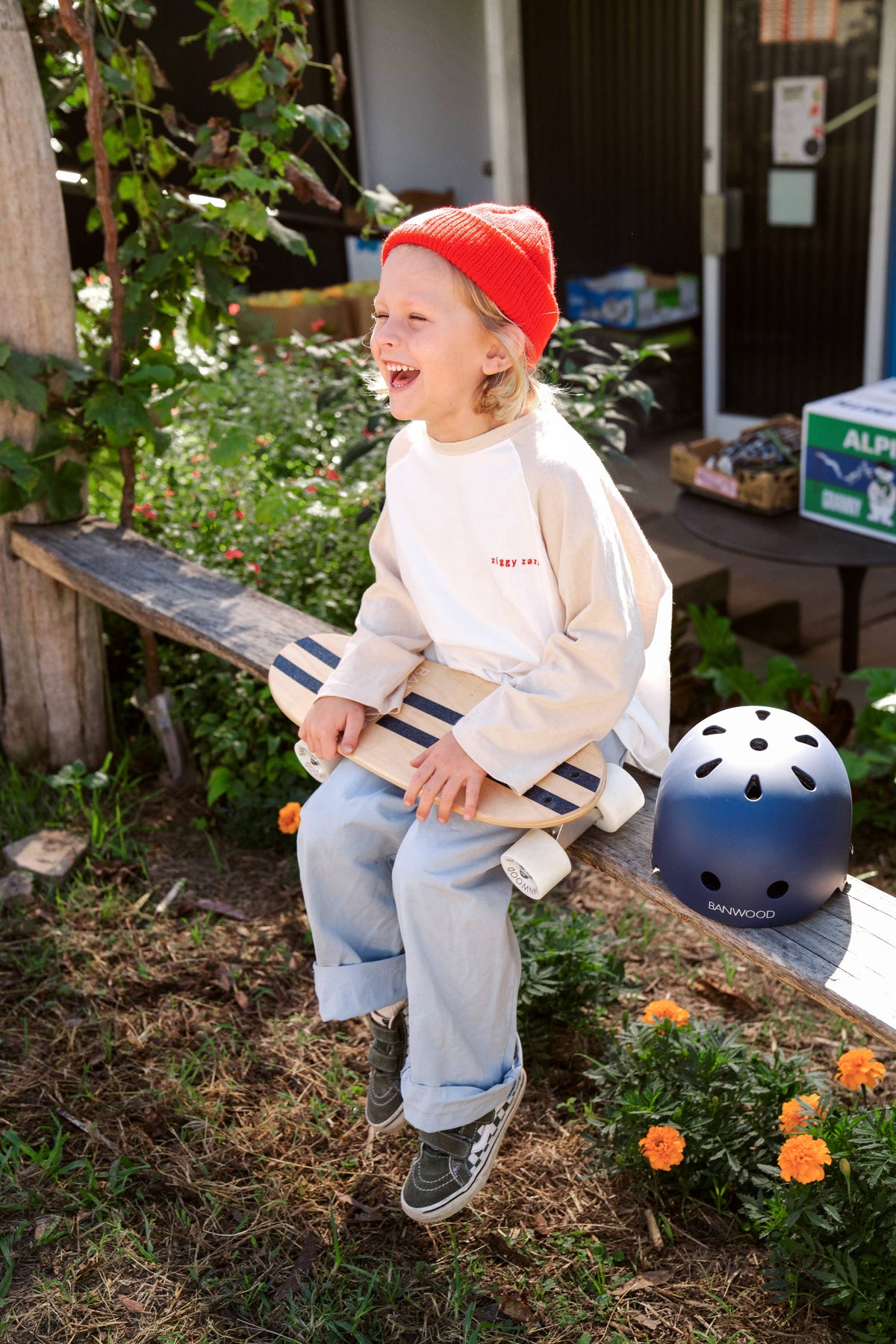 SKATEBOARD - NAVY BLUE