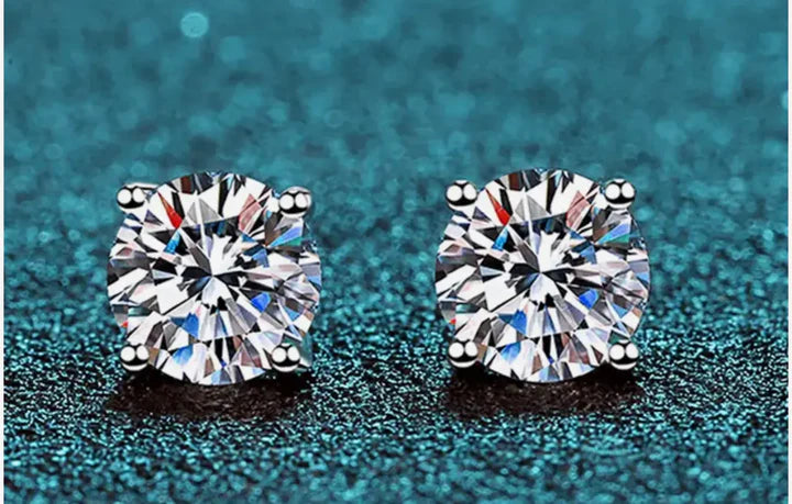 Studs - 2 ct